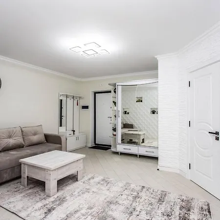Apartment Starrent Lev Tolstoi Chisinau