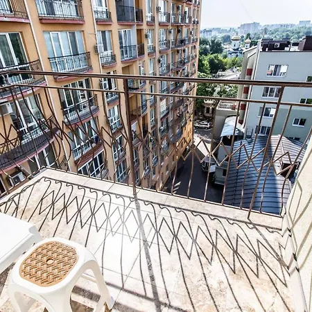 Apartment Starrent Lev Tolstoi Chisinau
