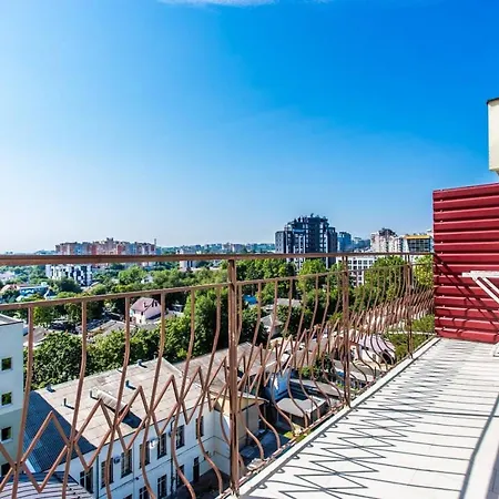 Starrent Lev Tolstoi Apartment *